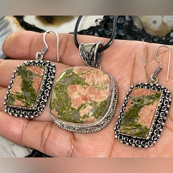 Unakite Jasper Pendant & Earrings Set - Picture 1 of 10